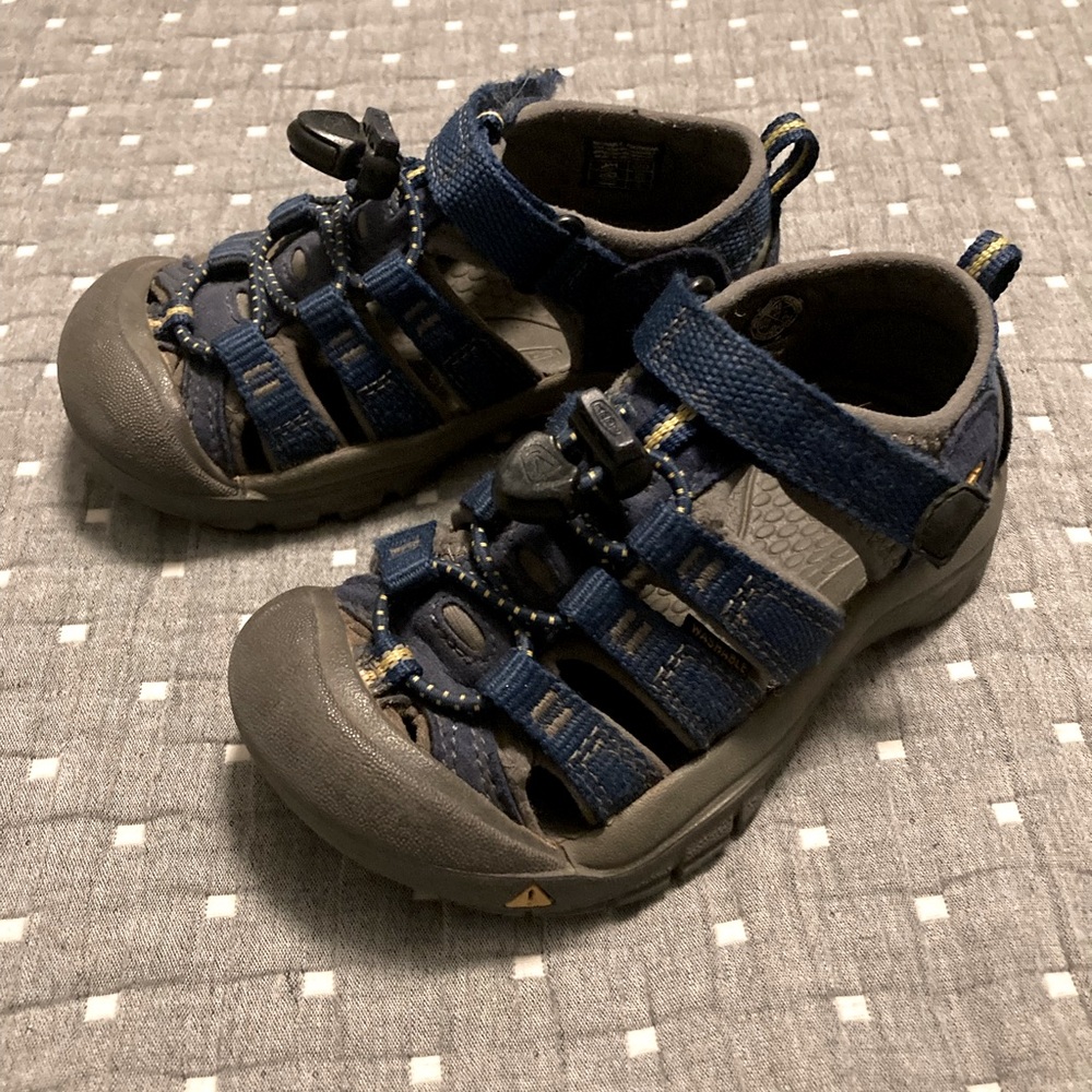 Kids Keen Shoes